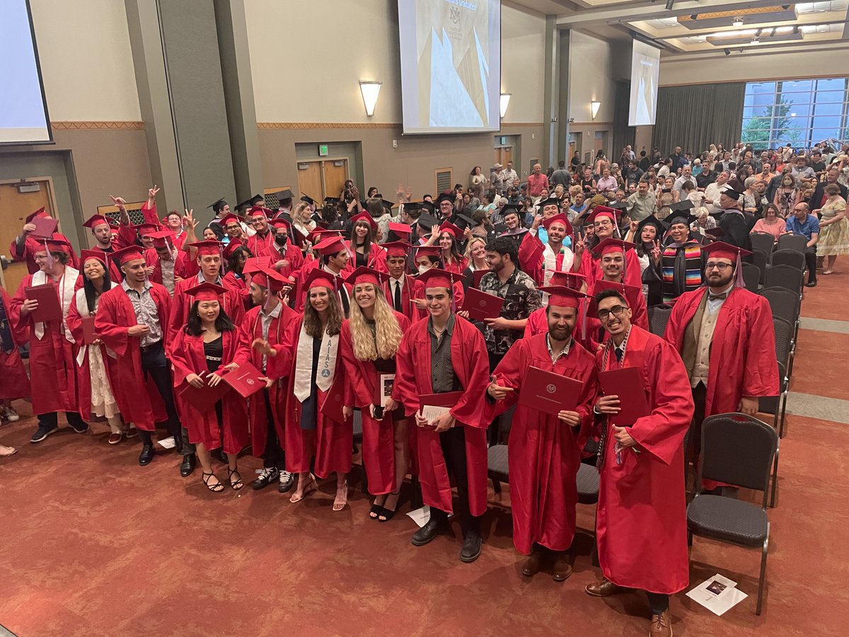 Congratulations to our School of Architecture and Planning graduates! Here's the Class of 2022 after walking on stage to receive their diplomas. We're so glad to honor this amazing group of alums!