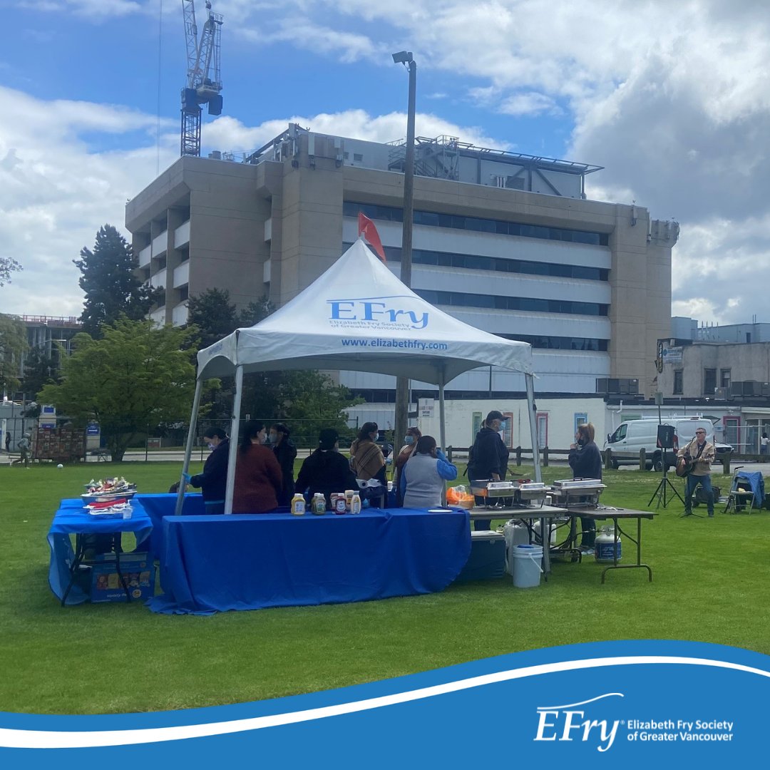 EFryVancouver's tweet photo. Our annual #EFry BBQ is underway!  🌭 🍔
Each year, we host a community BBQ to celebrate all of our staff, volunteers &amp; clients.  💙

#efryweek #BBQ https://t.co/Etnl6xwqKt