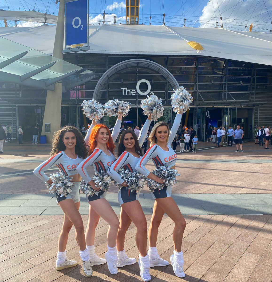 Over and out, London! We’ll see you at Christmas 😘🎯✨