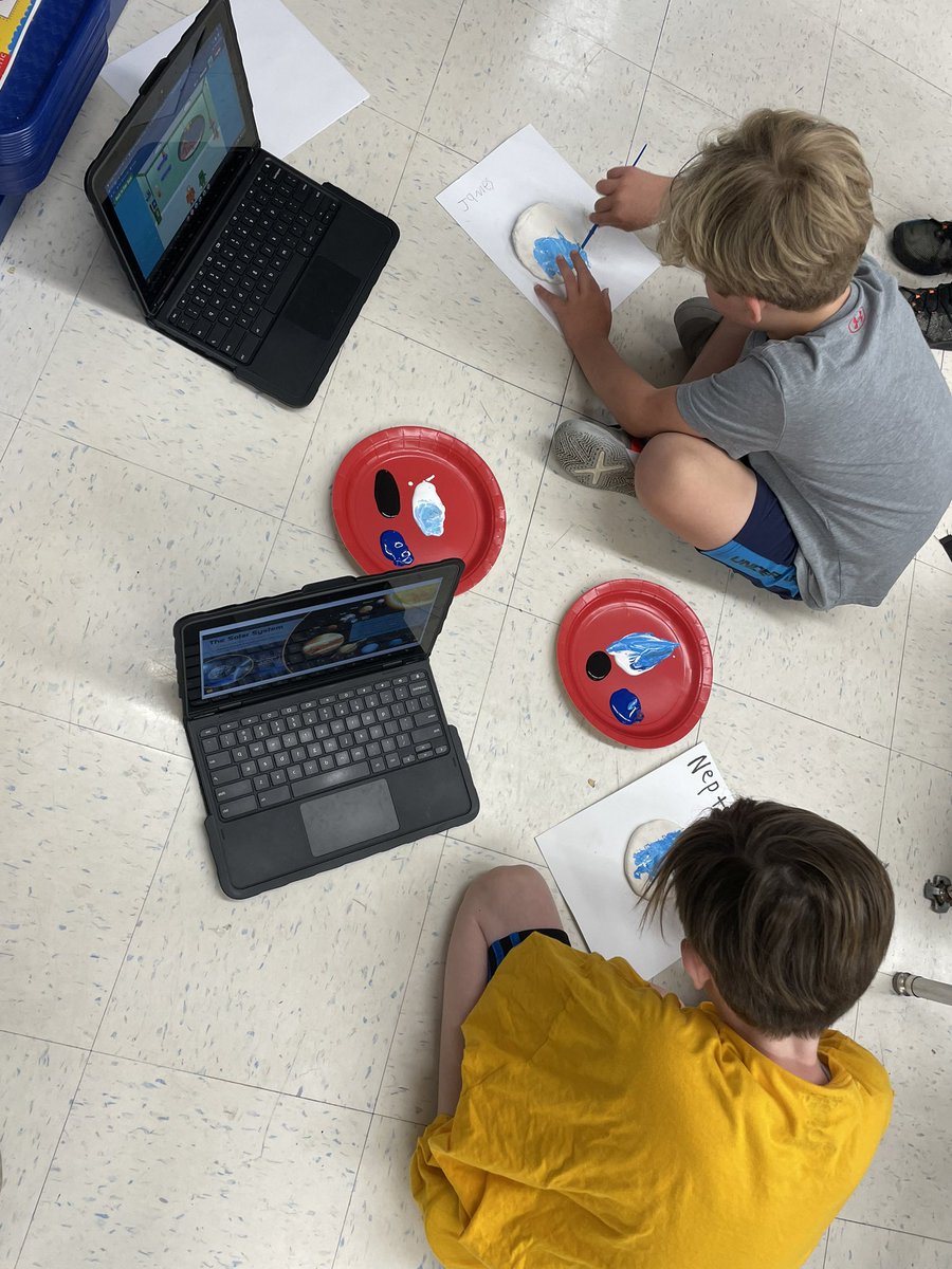 ECalamito's tweet photo. Painting our solar system 🪐 🌎 🌙 @WPSSicomac @wyckoffschools https://t.co/HglERxyorM