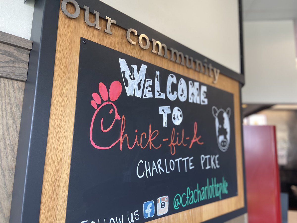 ClaireMKopsky's tweet photo. As many employers struggle to hire staff, one local fast food restaurant can’t get one employee to take a day off.

We’ll introduce you to one of the oldest @ChickfilA employees with a contagious work ethic tomorrow on @NC5 at 6 AM. https://t.co/Z1E9bT3eYv