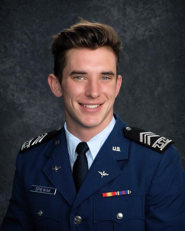 AF_Football's tweet photo. 𝐹𝒶𝓁𝒸𝑜𝓃 𝐹𝒾𝓇𝓈𝓉𝒾𝑒

Jake Spiewak will be a Pilot following graduation! ✈️ https://t.co/9ipFx24SoC
