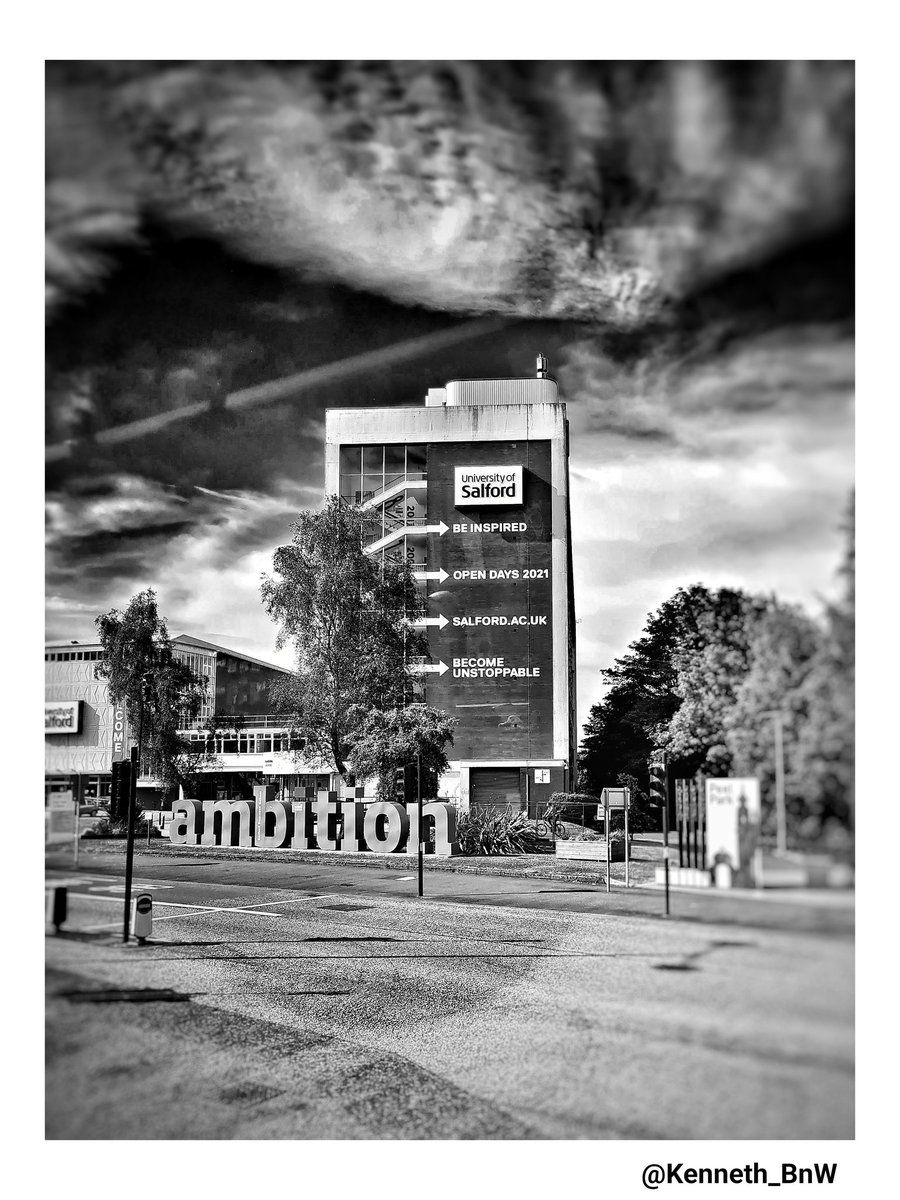 Kenneth_bnw's tweet photo. Shot on 📸📱: Samsung S20 FE
----------
#manchester #streetphotography #Photography #photographer #blackandwhite #bnw #bnw_captures #bnwphotography #Monochrome #SamsungGalaxy #withGalaxy #samsung #streetphotos #photooftheday
#appicoftheweek
#salford #salforduni
@SalfordUni https://t.co/cXZAgPAOo9