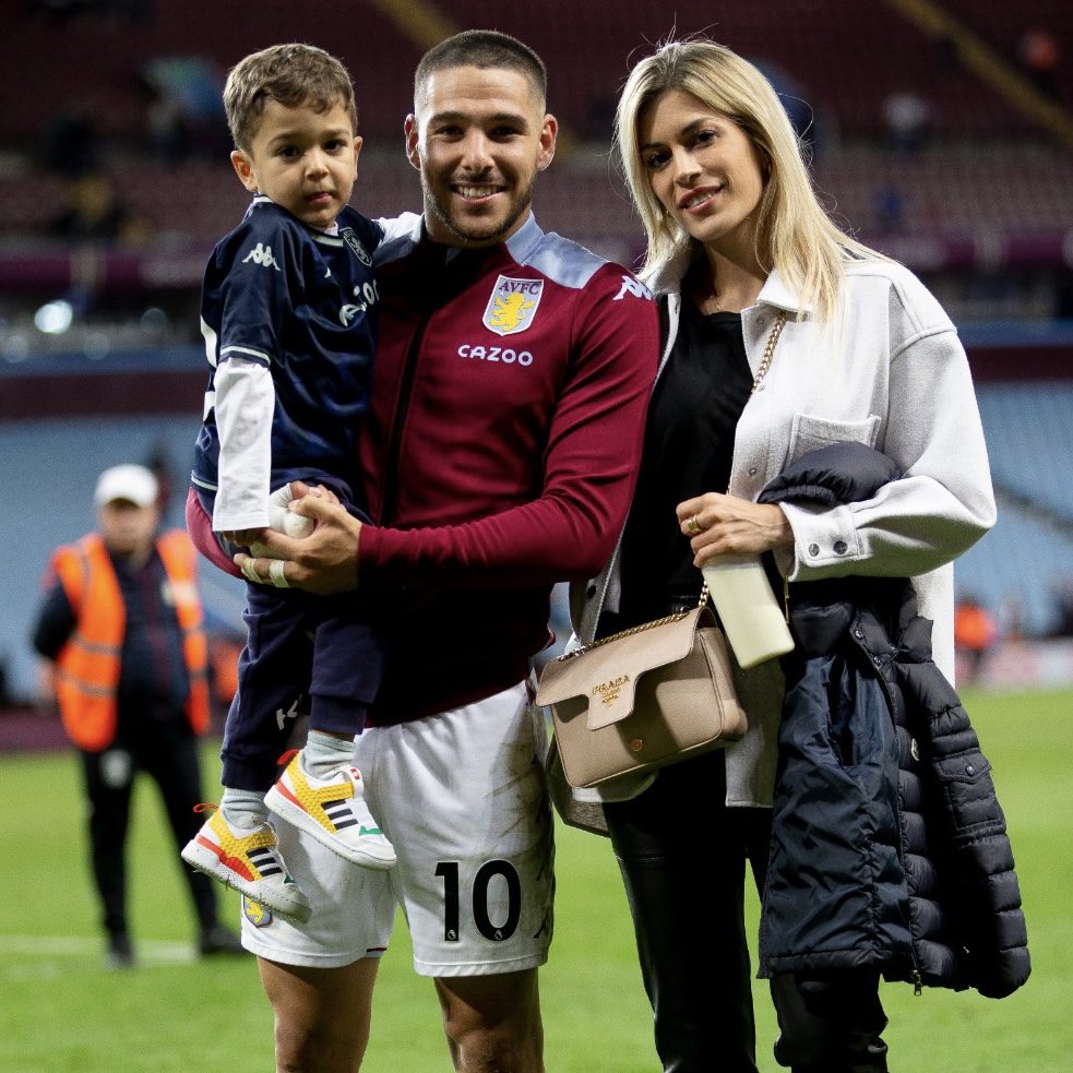AVFCOfficial's tweet photo. Wholesome. 🥰 https://t.co/R7jxu7tk5Q