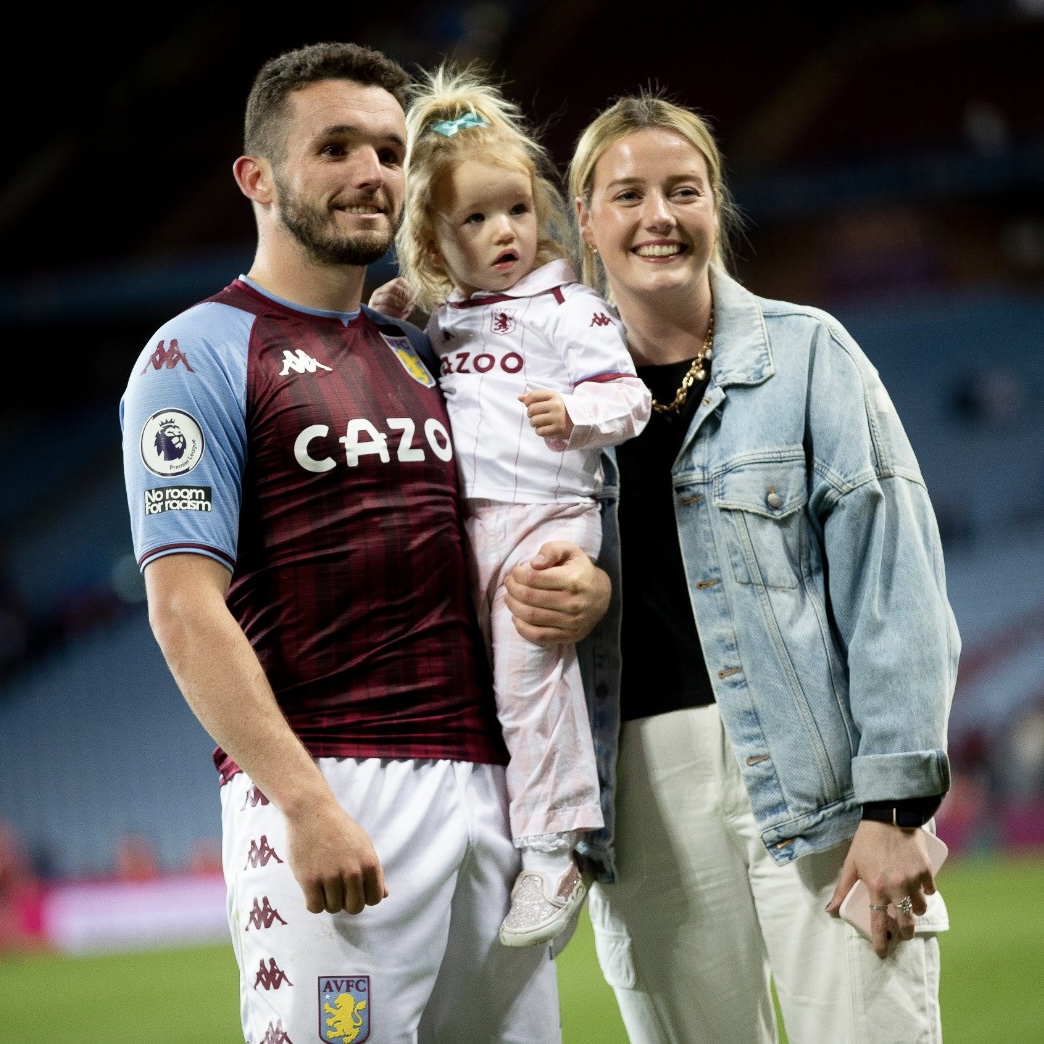 AVFCOfficial's tweet photo. Wholesome. 🥰 https://t.co/R7jxu7tk5Q