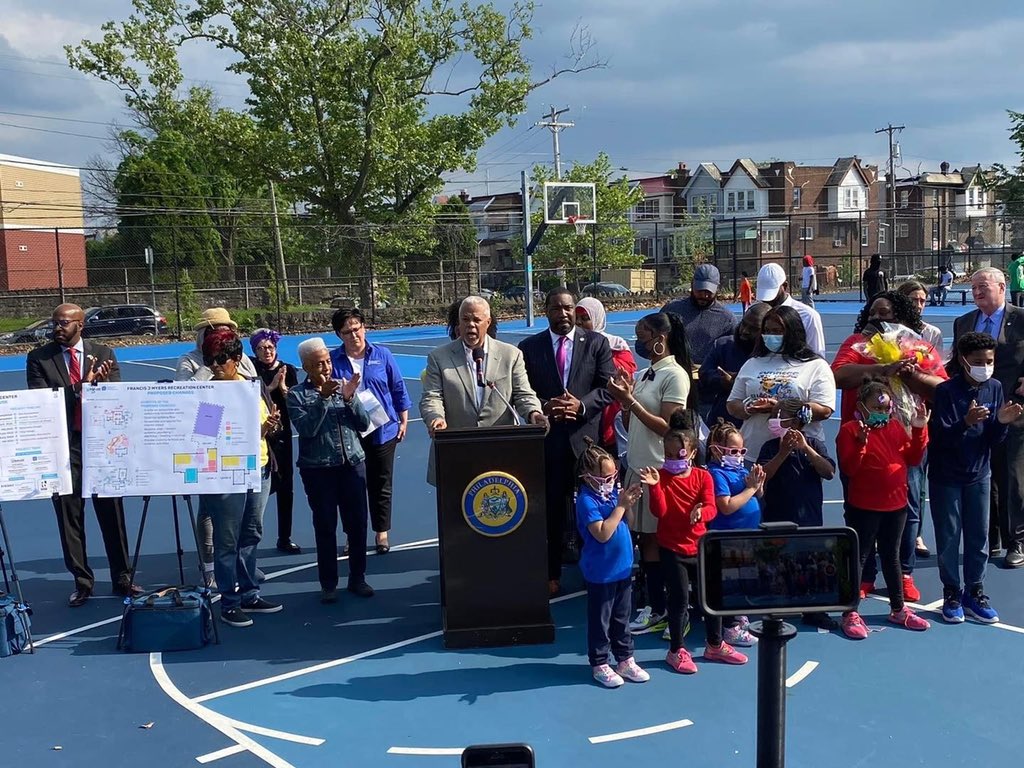 TonyWilliamsPA's tweet photo. I’m thankful for the incredible work we’ve been able to get done at the Francis J Myers Recreation Center in SW Philly!! This $4.5 million investment in quality facilities is to help reduce gun violence and empower a new generation of leaders. Our community work will never stop. https://t.co/oLH4x8hHa4