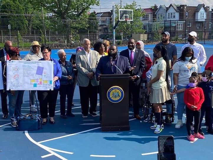 TonyWilliamsPA's tweet photo. I’m thankful for the incredible work we’ve been able to get done at the Francis J Myers Recreation Center in SW Philly!! This $4.5 million investment in quality facilities is to help reduce gun violence and empower a new generation of leaders. Our community work will never stop. https://t.co/oLH4x8hHa4