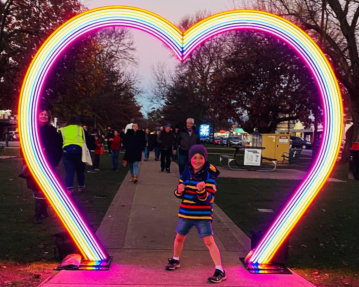 Ready to shine? ✨

The #UpperHunter’s food outlets are legendary. Each has its own character &amp; flavour. Before you come and check out Little Night Out in Scone, why not feast like locals at one of the restaurants.