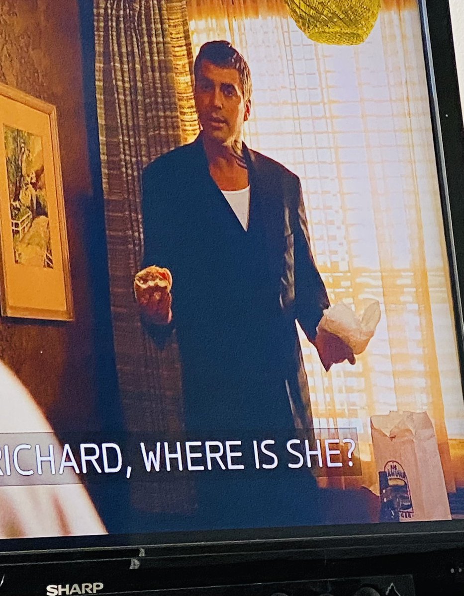 NotaStrongStart's tweet photo. Big Kahuna Burger sighting! Shared universe with Pulp Fiction 👀
#fromdusktildawn #pulpfuction #quentintarantino #moviespodcast https://t.co/5DNIC8J61e