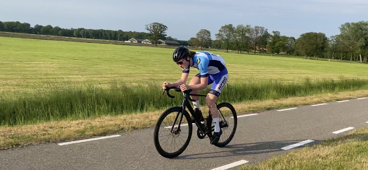 elvira salet tweet media