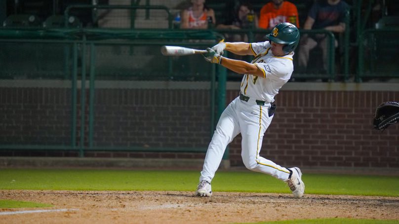 BaylorBaseball's tweet photo. Tony Time. 

#SicEm 🐻⚾️ https://t.co/3XLHwEVguO