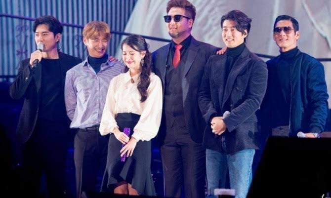 iuyeonthinker's tweet photo. Fangirl Mode: ON 
IU and Taeyeon with Kang dongwon and G.O.D https://t.co/GDkFCXzGm7