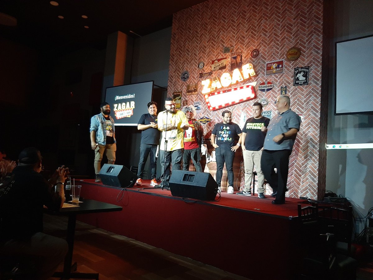 elkompirri's tweet photo. Gran noche del martes en la semifinal de comedia en el #ZagarComedyBar, aquí los finalistas para el 31 de mayo
💪🏼😎 @jorgebautista56 @Fexxquiroga @GrillosLocos @jbarbajan #ElPayasoCricko #TipoGzz

Jurados: @elmuerto29 @guzman_tucan @sergio_mejorado y @TomasArvizu2 https://t.co/0JjRrTnHUT