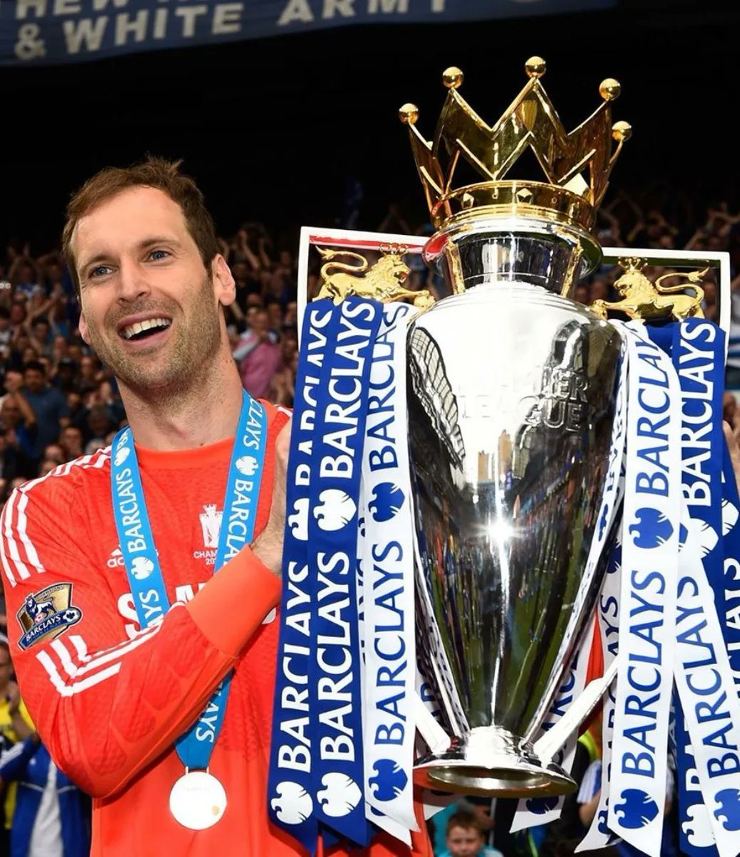 ThaneBlues's tweet image. Happy Birthday Petr Cech 💙💙

One of the Best Goalkeeper played for @ChelseaFC &amp;amp; winning so many trophies with the Blues in over 1️⃣5️⃣ years of his playing career!😍

#CFC #ChelseaFC #PetrCech #Cech #PL #PLForIndia #PremierLeague #UCL #UEL #FAcup #CTB #Legend