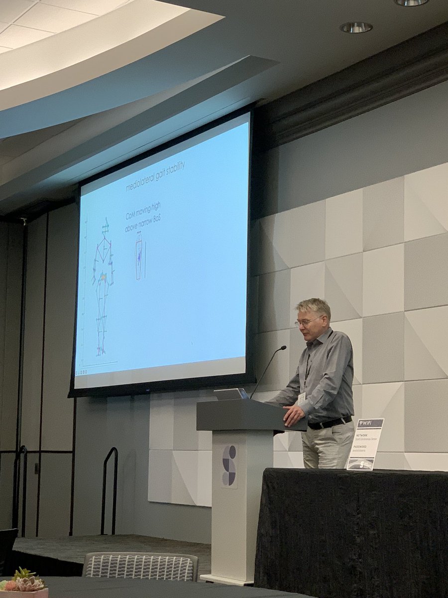 CarolinCurtze's tweet photo. Exciting keynote by @DieenJaap on center of mass state feedback for the control of gait stability #HMVC @UNOBiomechanics https://t.co/sobmE5Z6hV