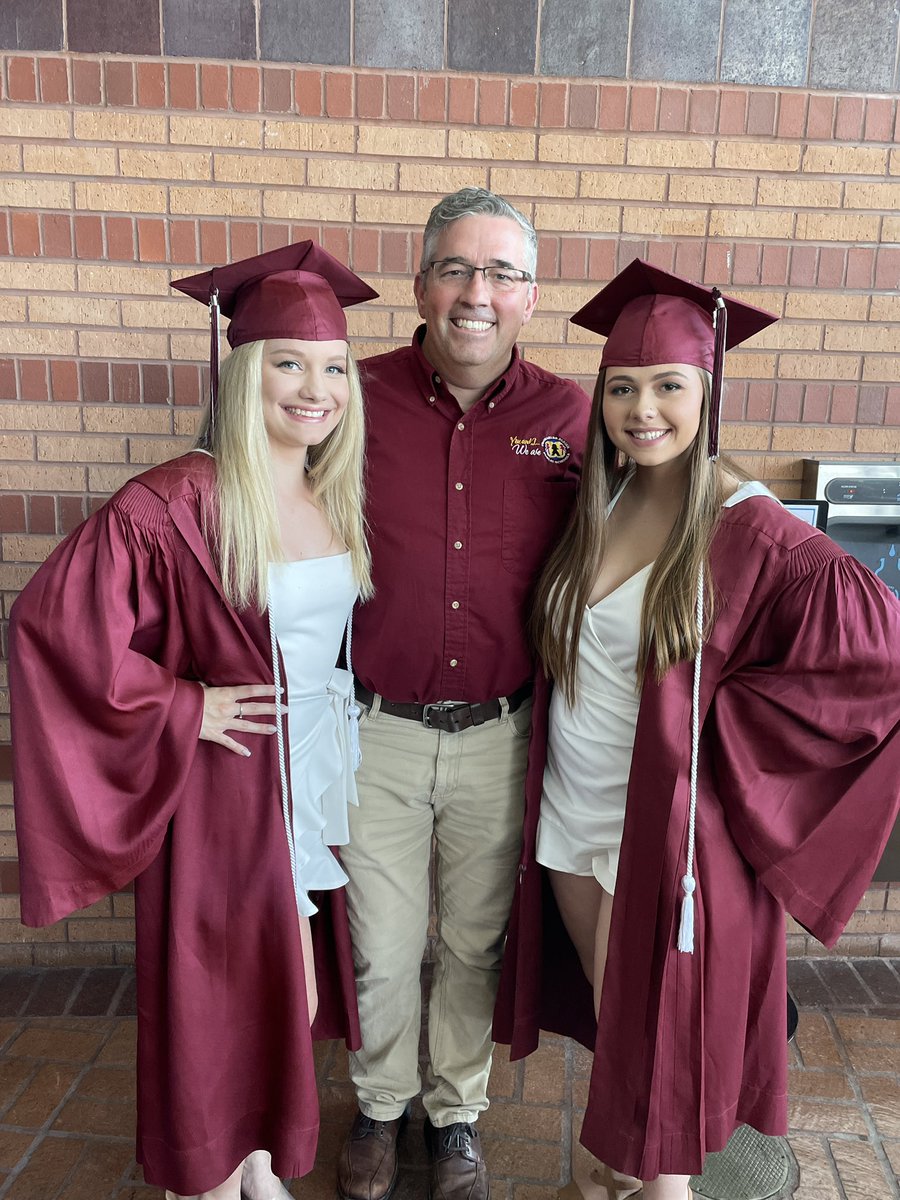 HRT_team's tweet photo. The #Classof2022 members of the #HRTteam are ready to take on the world! Check out that @delgadocc dual enrollment stole on our HOST 103 graduate! https://t.co/gBY9Wnwg8k