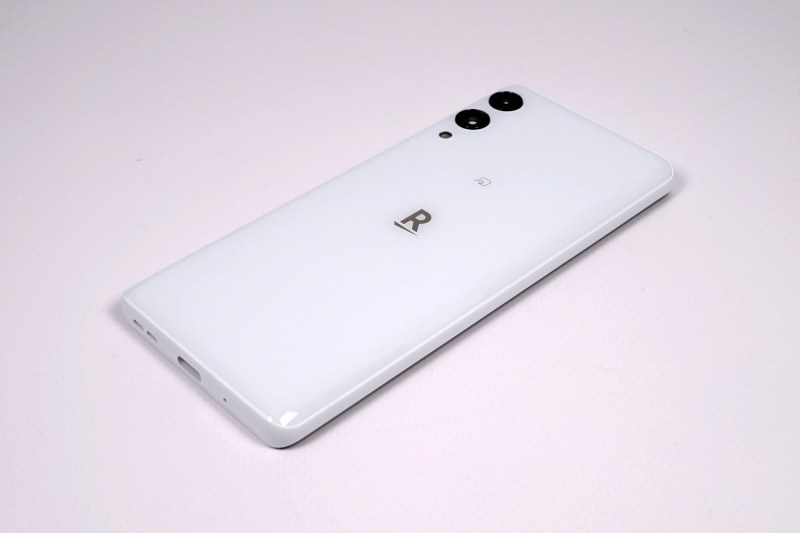 povo 2.0、「Rakuten BIG s」と「Rakuten Hand 5G」を対象機種に追加