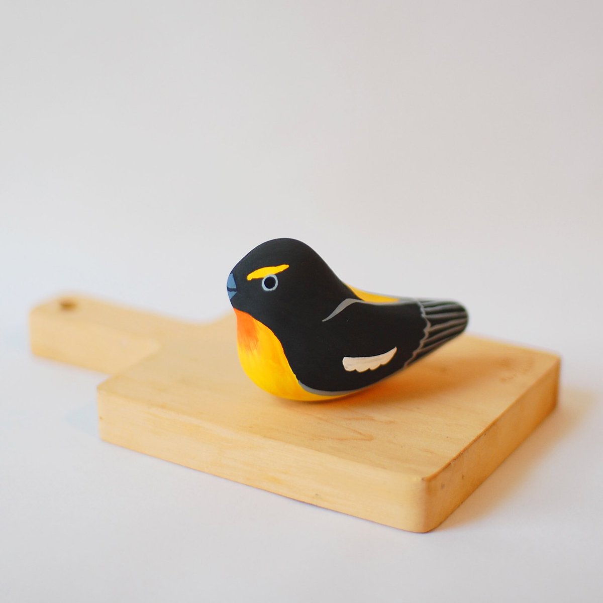 キビタキ

夏の鳥です。

#キビタキ #黄鶲 #張り子
#張子