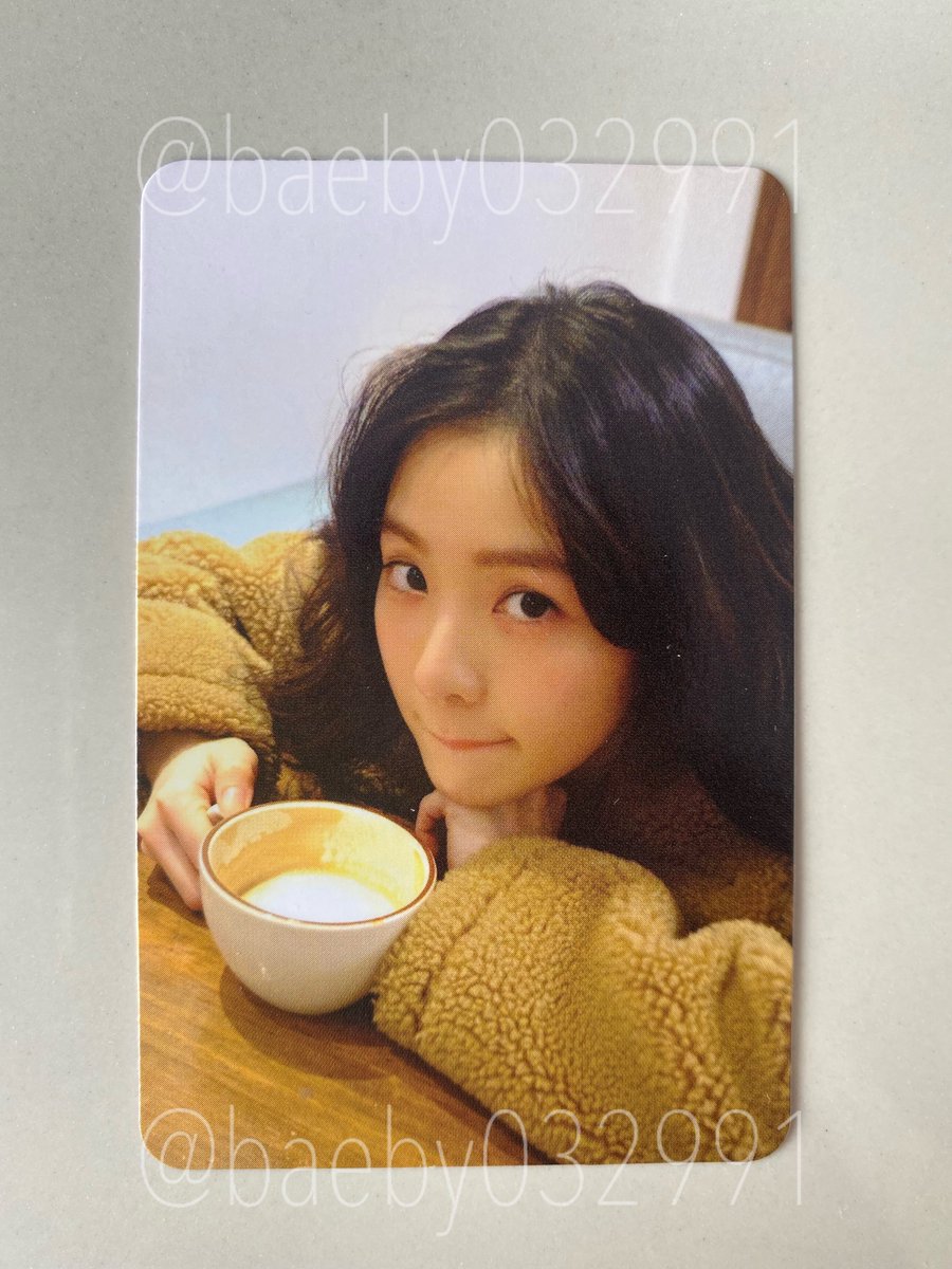 baeby032991's tweet photo. 💌พร้อมส่ง💌 

📓บั้ม Queendom allไอรีน ของครบ +การ์ดพิเบไก่ทอด 
📮ราคา 1290 บาท รวมส่ง

สนใจสอบถามทาง dm ได้เลยค่า
#ตลาดนัดรวว #ตลาดนัดrvv #ตลาดนัดredvelvet https://t.co/4BTgFQDpz2