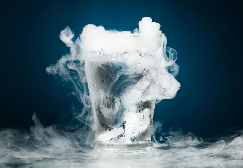 hazergroupltd's tweet photo. Fun Fact Friday....
Did you know that liquid hydrogen has the lowest density of any liquid?
#hazergroupltd #hydrogen #funfactfriday #cleantech #greenenergy #biogas #fuelcells #renewables #decarbonisation #carbonfree #lowemissions #climatechange #lowdensity https://t.co/JvWQNqD0S7