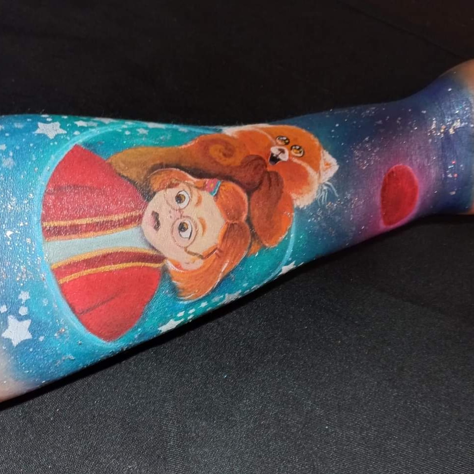 Rita86861029's tweet photo. #Disney #meilinLee #TurningRed #colibrix #colibrixbodypaint #bodypainting https://t.co/Rkx2nnY8f5