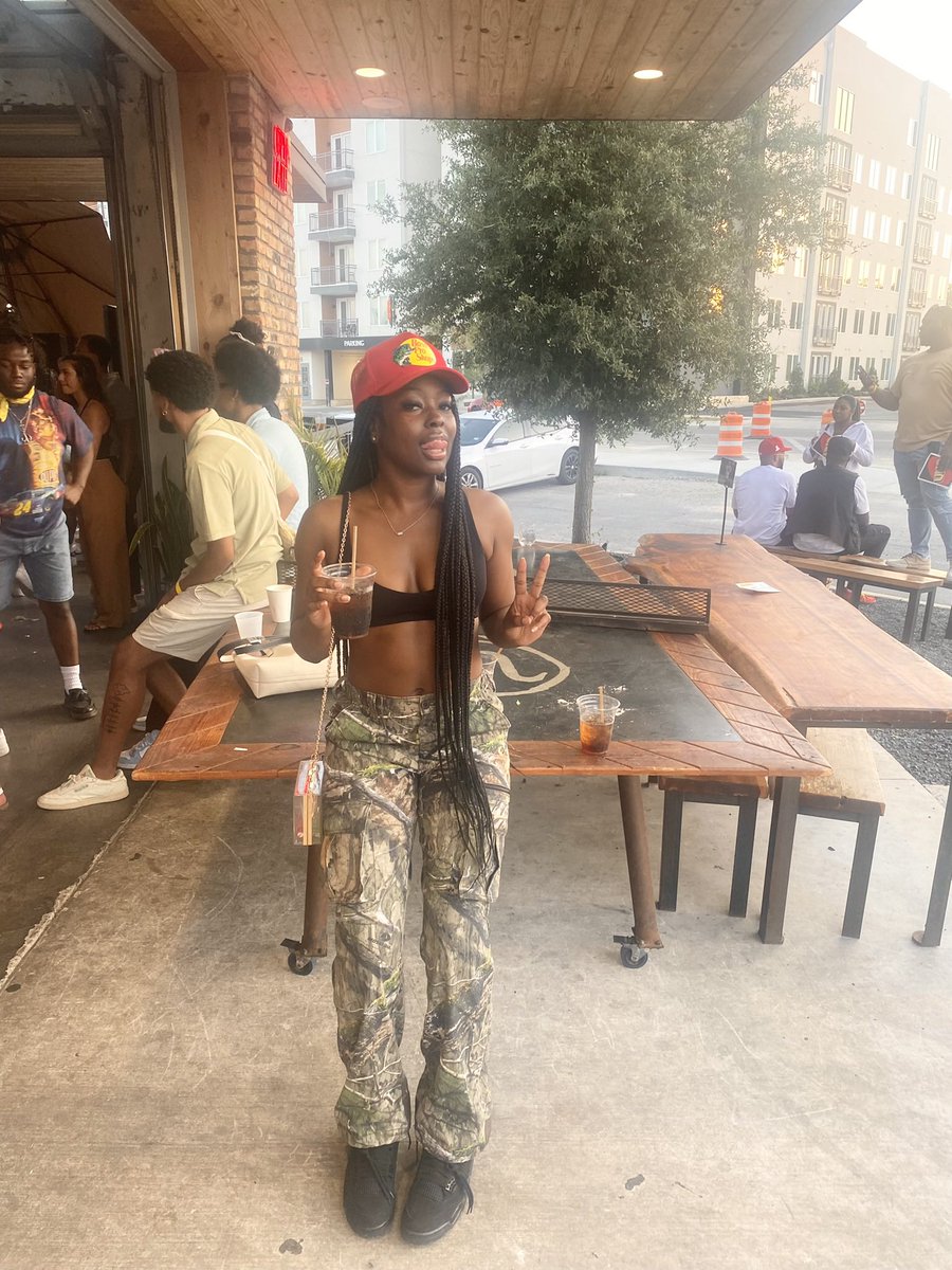 maryybeee_'s tweet photo. high profile but keep it lowkey https://t.co/3vA4HnBb6P