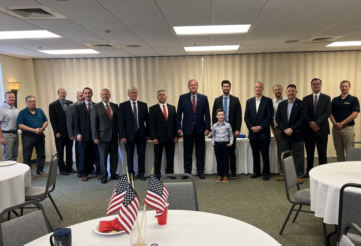 AwakeAmericaNC's tweet photo. Thank you to those who were able to attend our Capitol Prayer Breakfast and visit with your representatives today! Thanks also to Brad Cranston for challenging us from God’s Word, and to Beacon Baptist Church (Pastor Tim Rabon) for hosting. https://t.co/wfh390gZD4