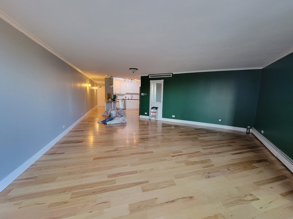 Boymeetsbi's tweet photo. Sooooo minor update. I bought a condo. Can't wait to move into it on Saturday! Naturally we're expecting 8-10" it snow then... https://t.co/bPBtW9n0cF
