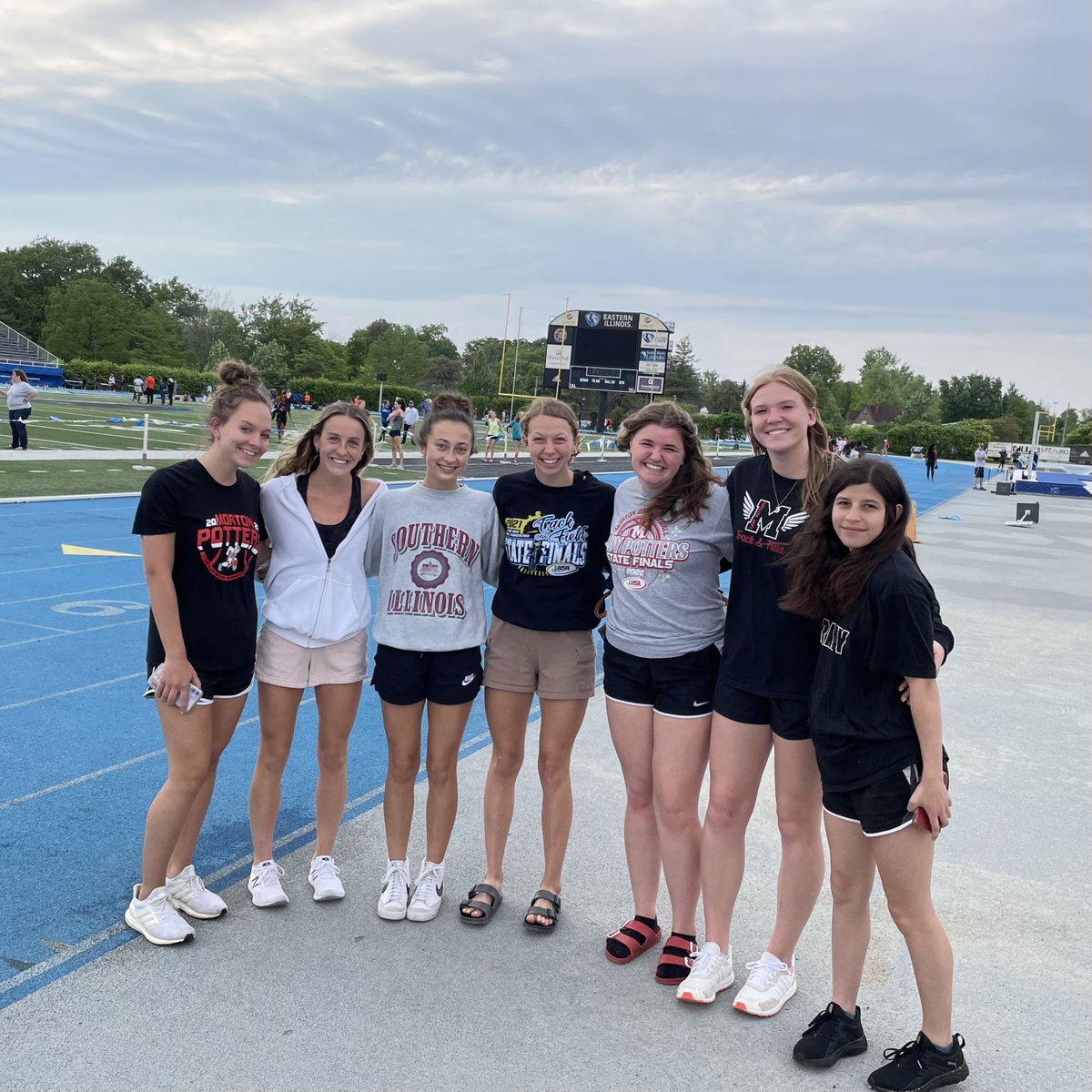 CoachNeisen's tweet photo. Nice to be back! @MortonXCTF https://t.co/1sMentzm8P
