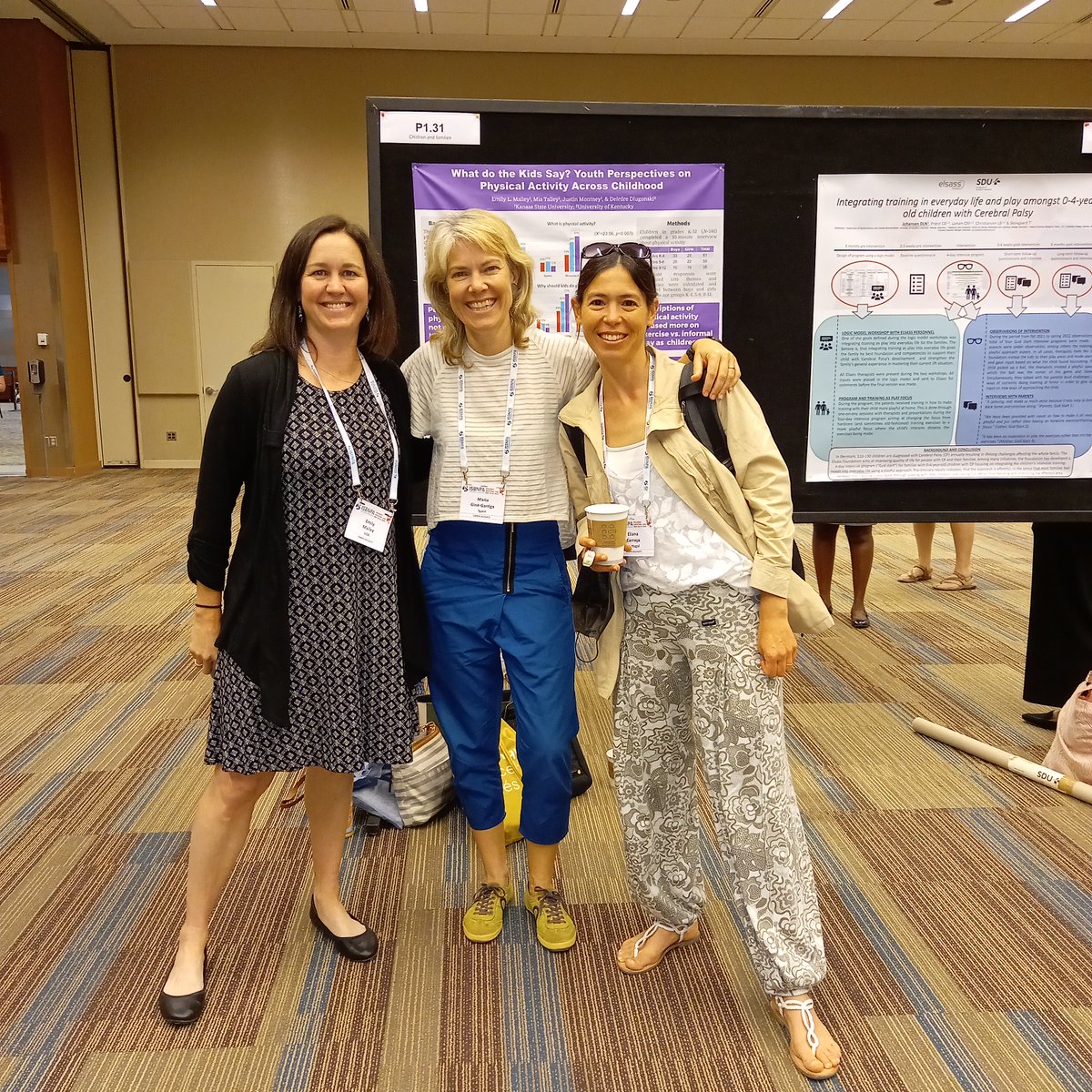 GinGarriga's tweet photo. Great #Dare2Share sessions at the #ISBNPA meeting in Phoenix! Here the #Dare2Share Committee members @ECarraca @emily_mailey @GinGarriga and missing Mai Chin A Paw. Tomorrow more! https://t.co/fYSxERUpDi