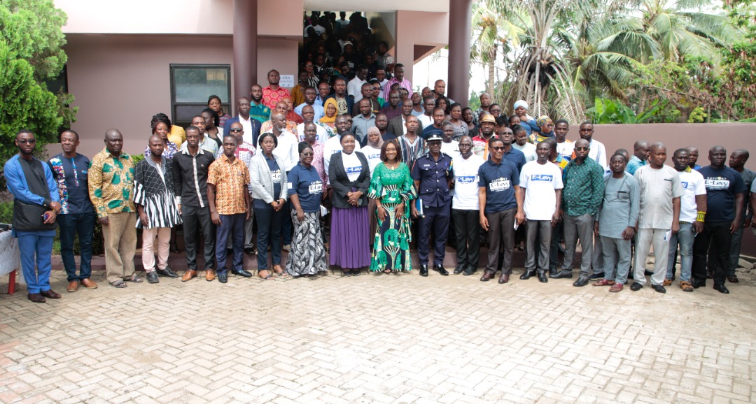 MoF_Ghana's tweet photo. Ministry of Finance and GRA hold a day's sensitization workshop on E-Levy for Information Services Department staff across the country.
Time to support the Electronic Transfer levy is now.
#SupportELevy
#YourTaxesAtWork
#GhanaBeyondAid https://t.co/3cif8MBGoZ