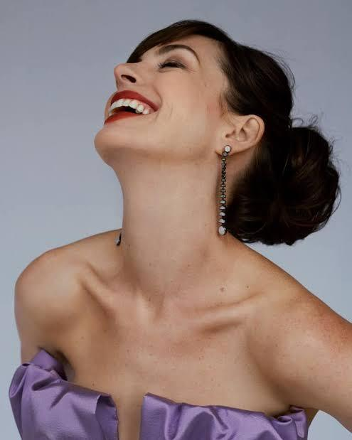 UCFasimetrico's tweet photo. Anne Hathaway https://t.co/VbgoFMoqy8