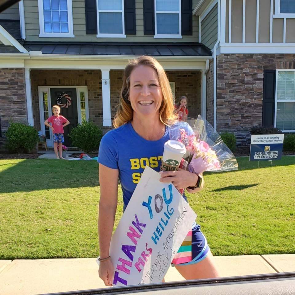 KensingtonESNC's tweet photo. TBT: Our very own AIG teacher Mrs. Heilig raced 🏃♀️ in the Boston Marathon over spring break! 💙🦄💛 #KESKnights #KESTogether #LeadByExample
@UCPSNC @AGHoulihan https://t.co/X7qb6wXlf9