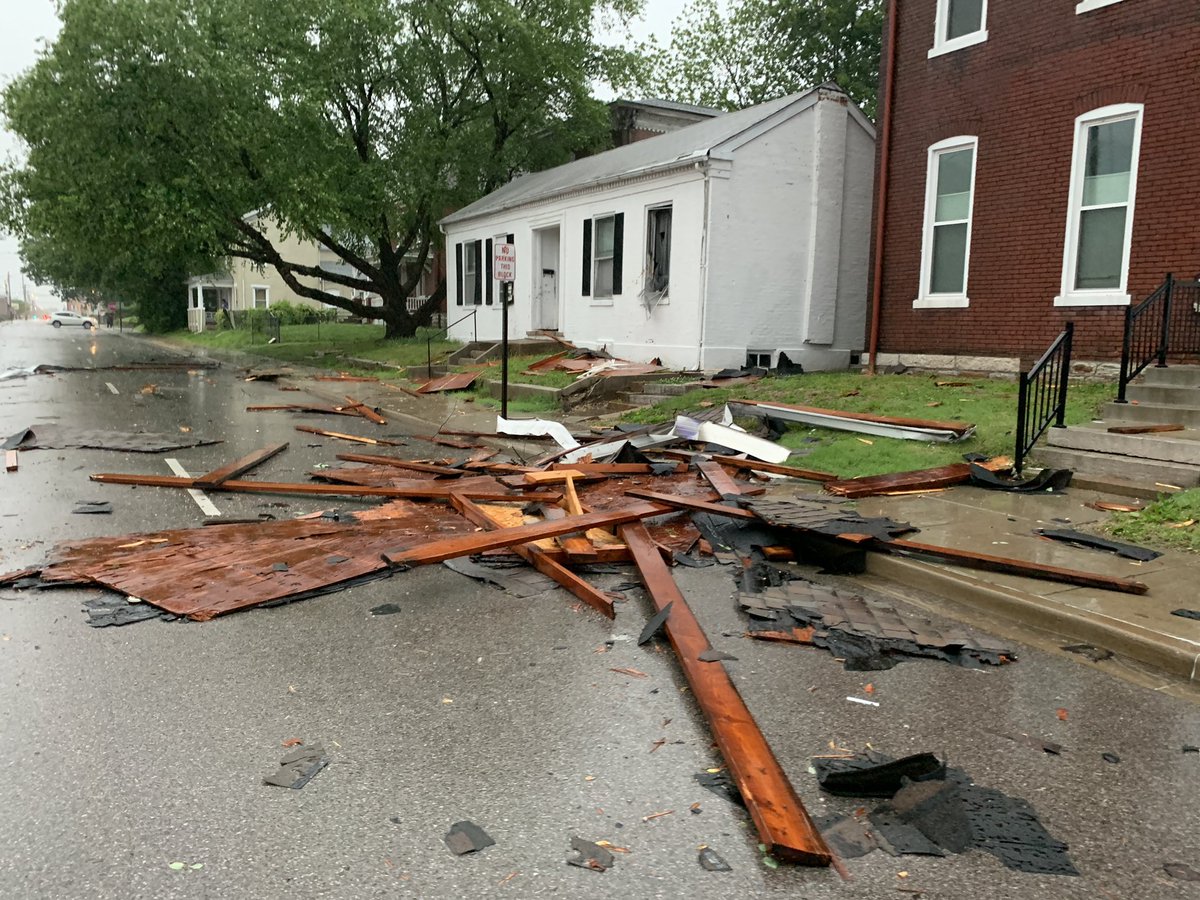 BFDPIO's tweet photo. Units running multiple calls for trees and lines down. Use extreme caution if outdoors. Do NOT approach downed lines. Moderate roof damage suffered in 500 blk of E A St. Avoid the area until made safe by utilities and debris cleared. https://t.co/B3Jhg7tAYT