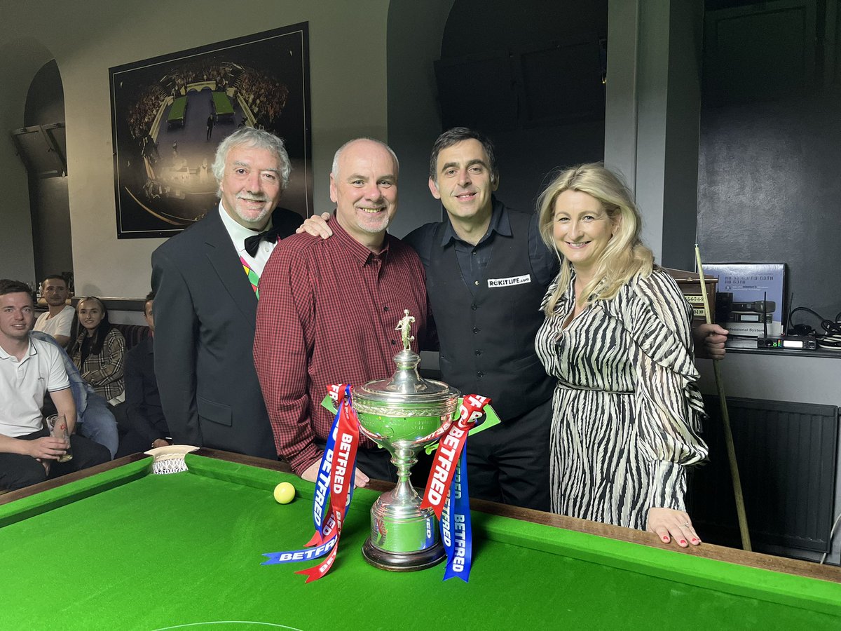 Snookerlegends's tweet photo. Lovely night 1 at Darren Morgan’s club https://t.co/p5QK8x05fW