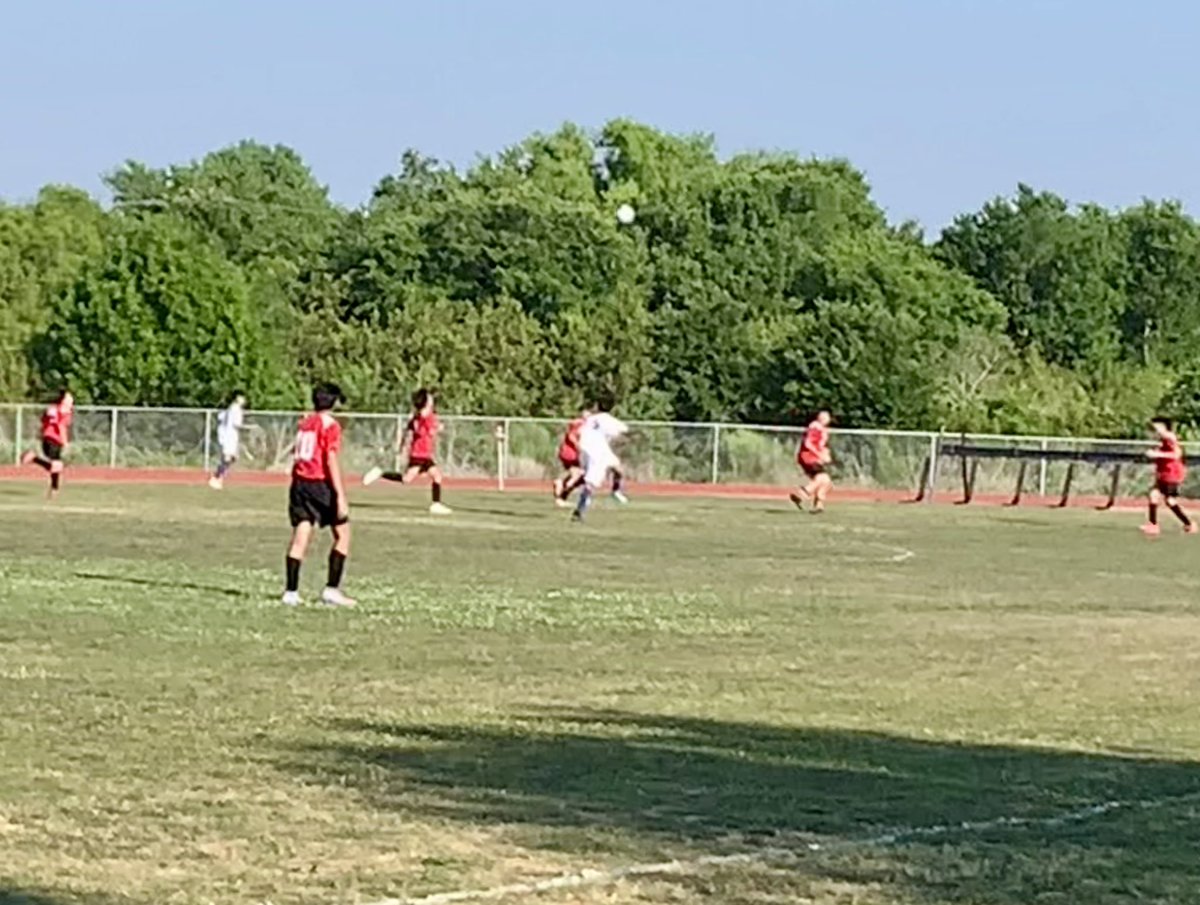 amanda_langseth's tweet photo. With 5 days of school left, &amp; 95 degree temps outside, both of these soccer teams played their hearts out and their teamwork &amp; sportsmanship was FIERCE! We can’t ask for more than that from our kiddos!  Great job tonight guys!  👏🏼⚽️ @CPMSathletics https://t.co/KKBG7Jq9bH