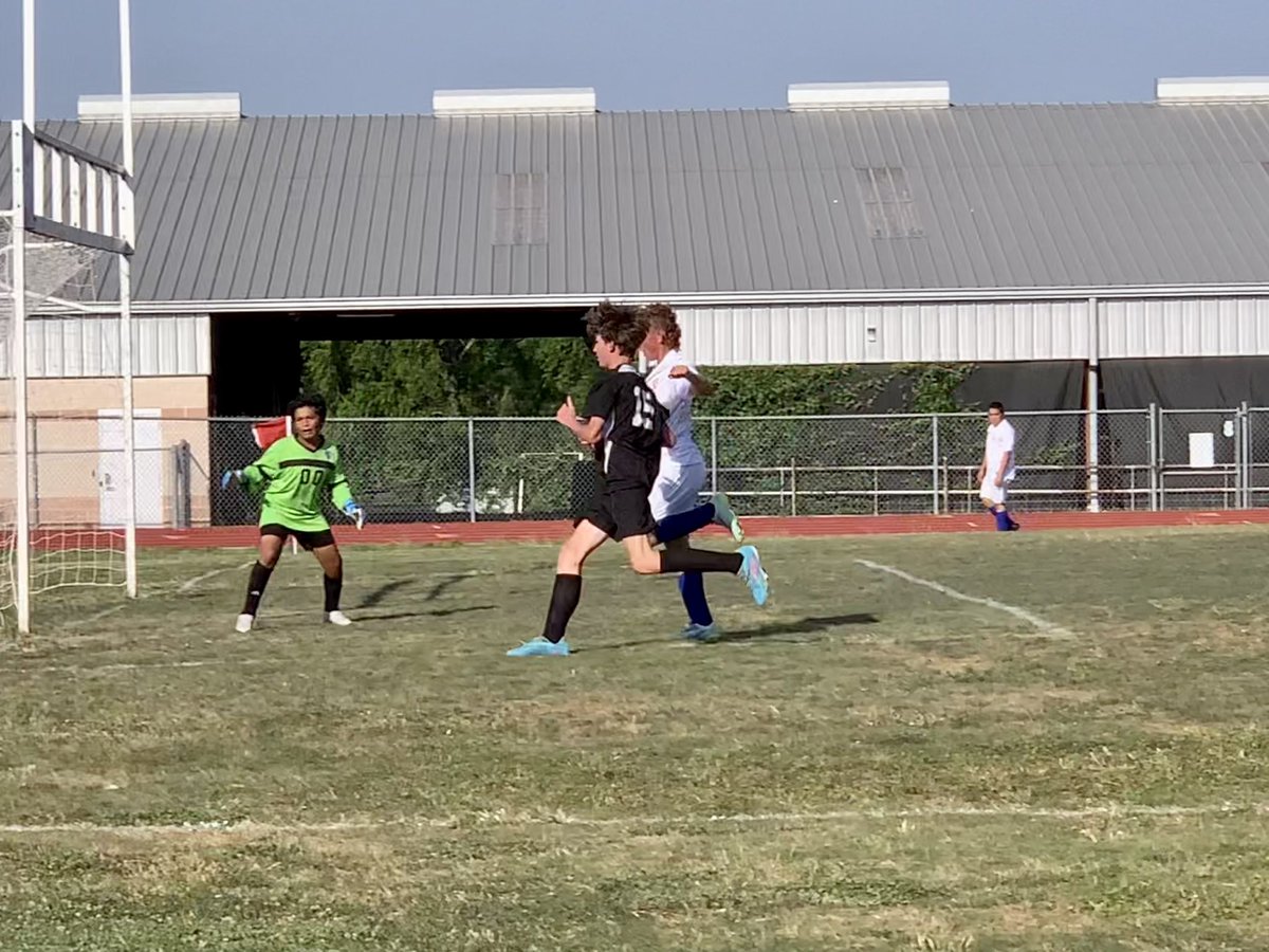 amanda_langseth's tweet photo. With 5 days of school left, &amp; 95 degree temps outside, both of these soccer teams played their hearts out and their teamwork &amp; sportsmanship was FIERCE! We can’t ask for more than that from our kiddos!  Great job tonight guys!  👏🏼⚽️ @CPMSathletics https://t.co/KKBG7Jq9bH