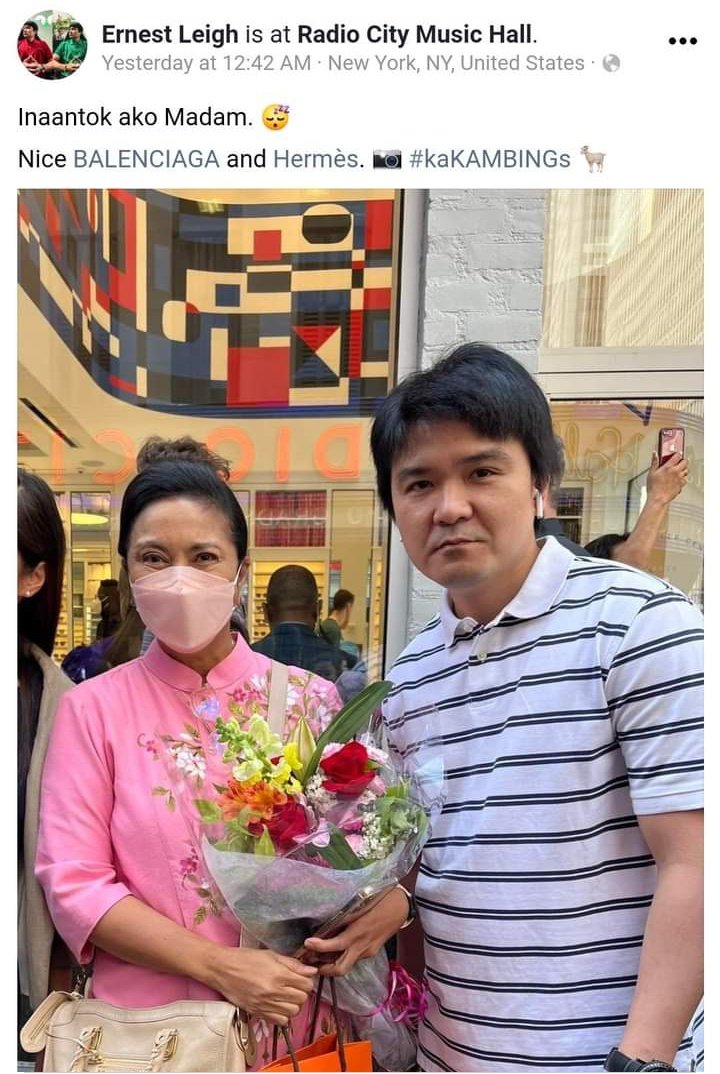 imnotyomom's tweet photo. This Narcos-BBM fanatic followed the Robredo women in NYC, pretended to be a supporter and got his picture taken. Then made a snarky post about Leni's Balenciaga and Hermes PAPER BAG (lansones ang laman). Turns out he's an illegal immigrant.🤣🤣🤣🤣 Hello Eric Leigh!!! https://t.co/znmWdtTTT0