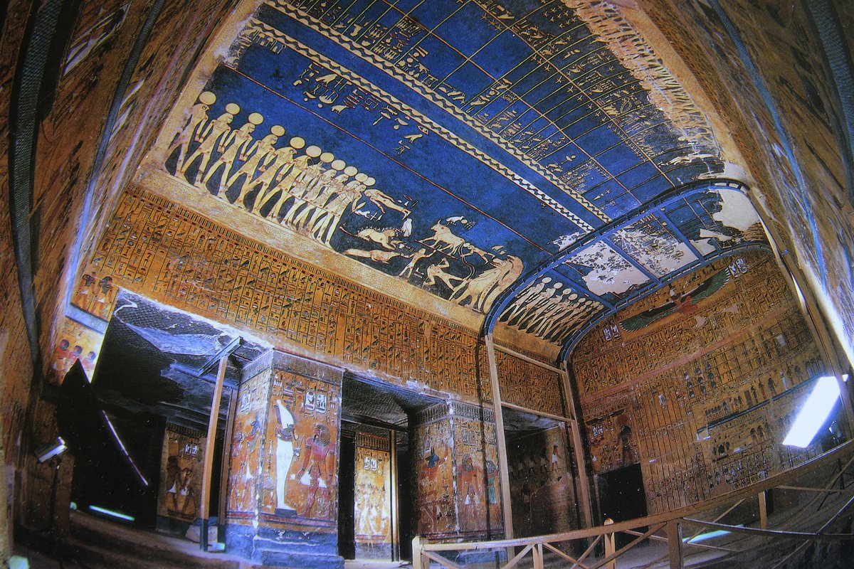 MC_Floh's tweet photo. @histories_arch The Tomb of #Seti I (#KV17) is the longest, deepest &amp; most completely finished in the #Valley of the #Kings in #Theben (#Luxor)/Egypt.

His reign (1290–79 BC) is known for high achievements in Art &amp; Culture. It marks the first time that decorations cover every Passage &amp; Chamber. https://t.co/6Sh0SMHIIT