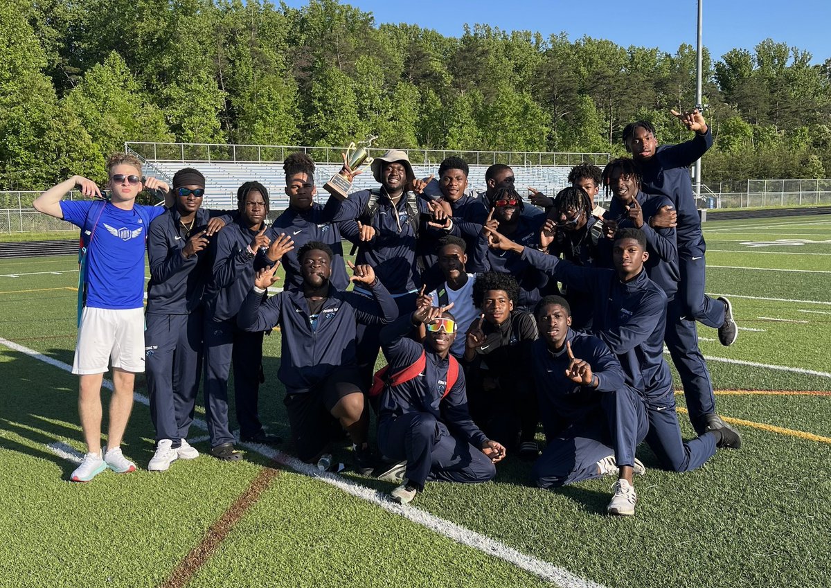 PotomacSeniorTF's tweet photo. Your Potomac Panthers Boys Team are the 2022 Outdoor Track Cardinal District Champions !🎉 https://t.co/A1iGDplxpB