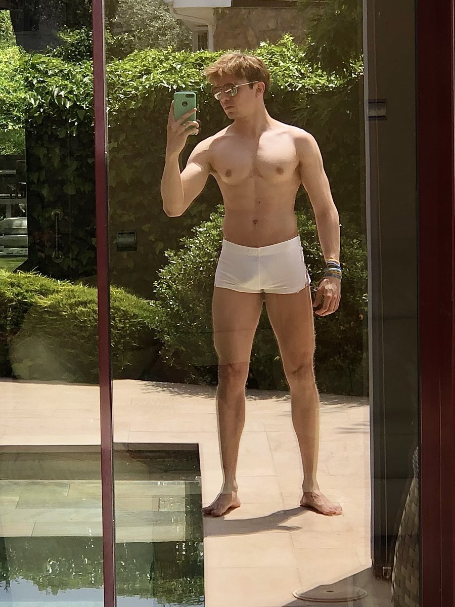 Gabichu_c's tweet photo. Inaugurando el verano #verano #summer #fitboy #fitlife #FitnessMotivation #model  #madrid #spain https://t.co/qjZmck2jPB