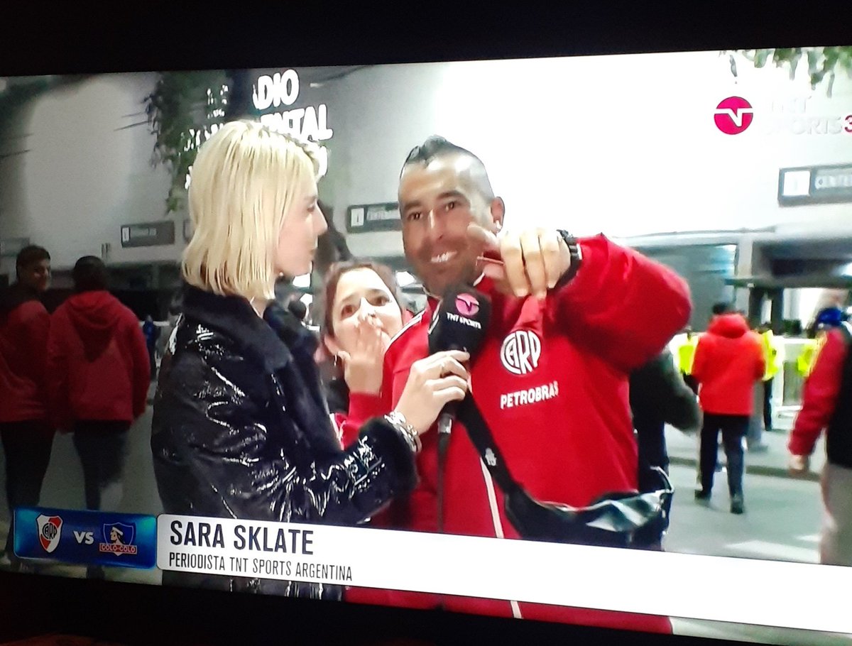 magraciela11's tweet photo. Vidal so voh?? 😂😂
#RiverVsColoColo https://t.co/wu3kpksPy5