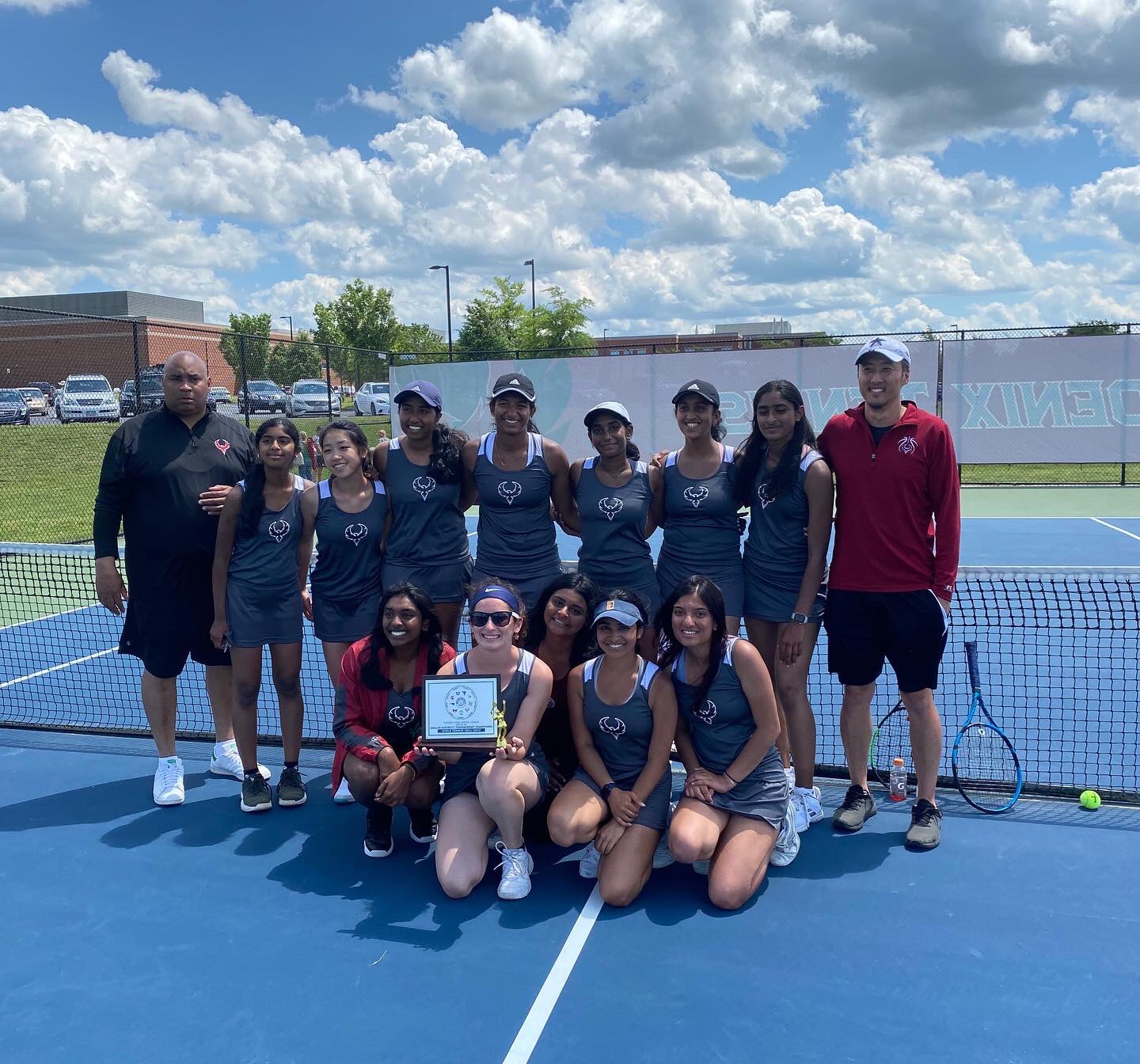 Bør Fejl svar Rock Ridge Athletics on X: "Congratulations to our girls and boys tennis  team for winning today and being the Dulles district tournament champions!  🔥🎾🔥 Good luck in regionals next week! https://t.co/LXK6i5ww0T" /