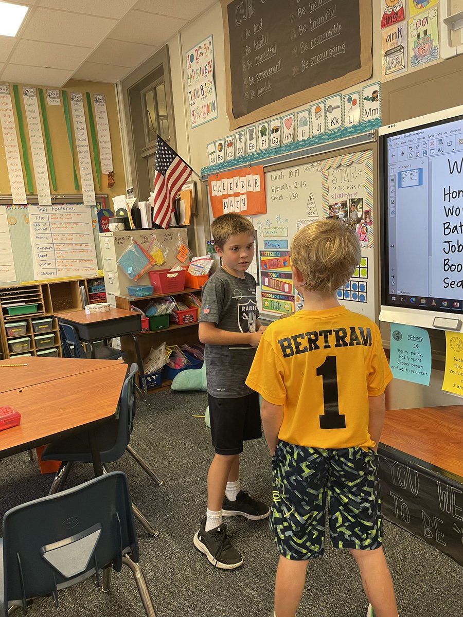 simmskinderland's tweet photo. Today was letter V and we got to visit a 1st grade classroom! We had lots of questions but I think these Kinders are ready to be 1st graders now! 💯 https://t.co/NId5UFsxKh