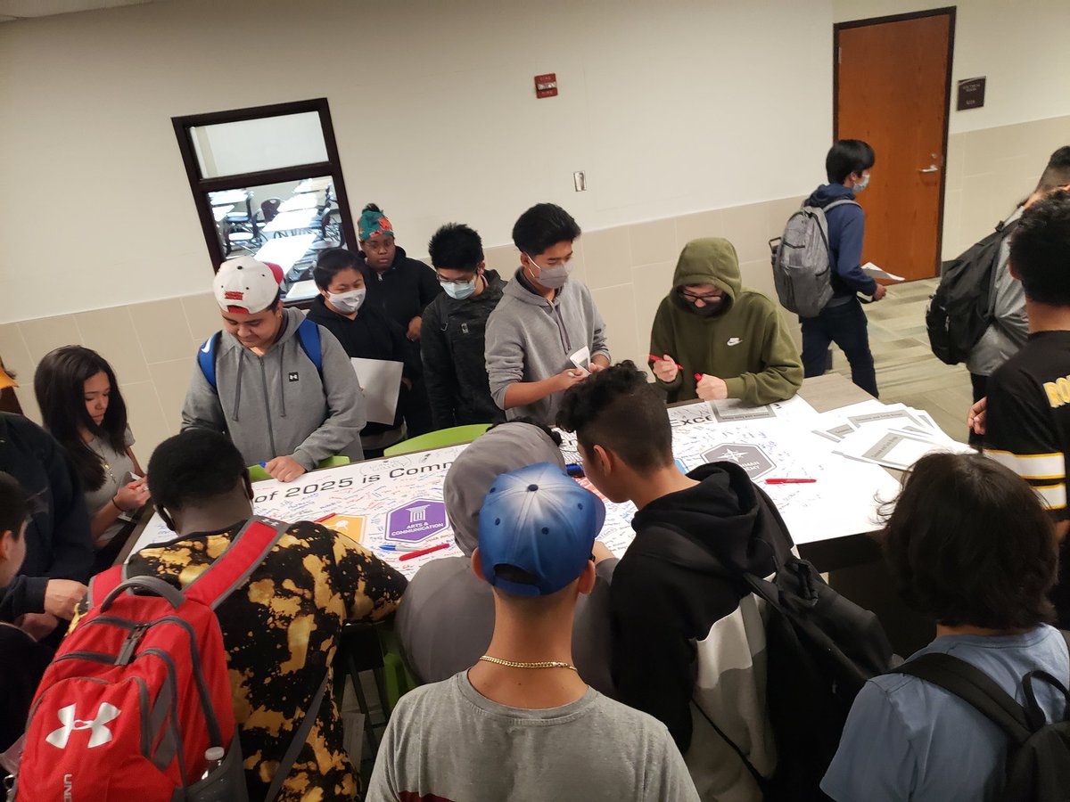 Shakoscitech tweet media