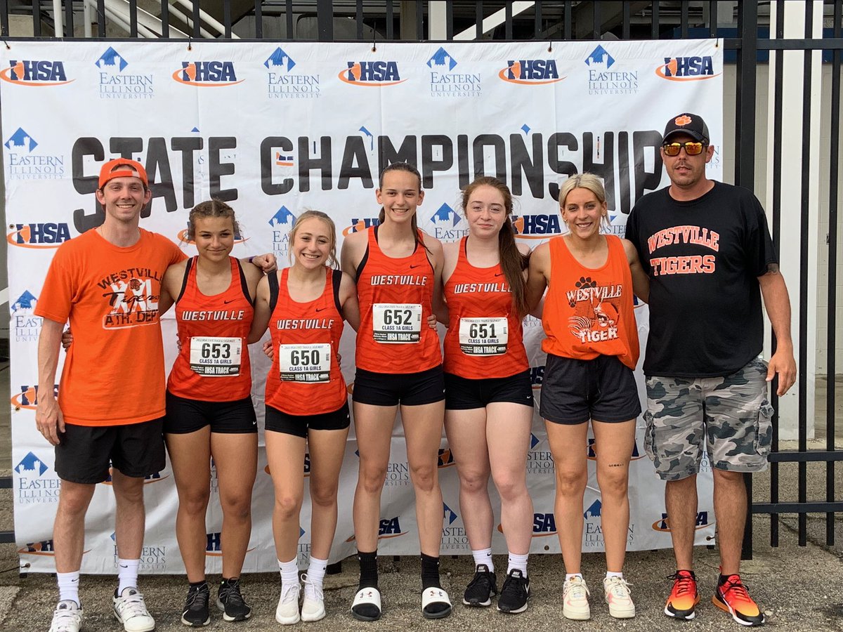 WHSTrack3's tweet photo. Girls season comes to an end today at the State Prelims.                                               Ended the season with 4 state qualifiers, 2 school records, 11th place finish in the 100m (@sav_tyler22), 10th place finish in the 200m (@sav_tyler22) and 23rd in the 4x100. https://t.co/N2P6qKDs01