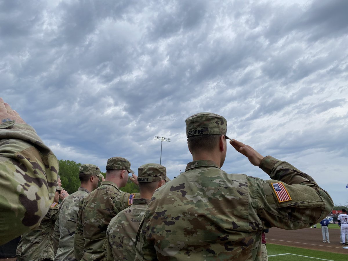 TimberRattlers's tweet photo. Thank you to our future local soldiers and all who are currently serving! 🇺🇸 https://t.co/rSD6CDc5QR