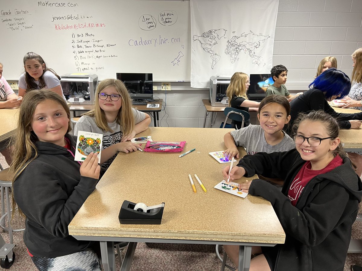 TheMakeryBSD's tweet image. Our last two groups of 5th graders finished up yesterday and today. Thanks for a super fun week!!! @CardinalsElem