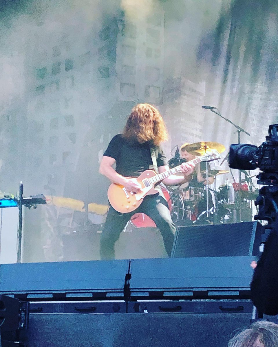 forthevencm's tweet image. my chemical fucking romance!!!!!