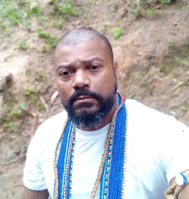 LL197743's tweet photo. Minhas jóias! ⚔🛡
#mona
#nkisinkosi
#mavambo
#candomblé
#tumbajunsara
#candomblecista
#candomblebrasil
#candombleangola
#candombléangolabantu https://t.co/nzqNHRH0qj
